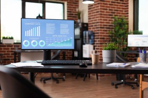 פינת מחשב במשרד